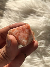 One (1) Sunstone Pyramid 30mm Side