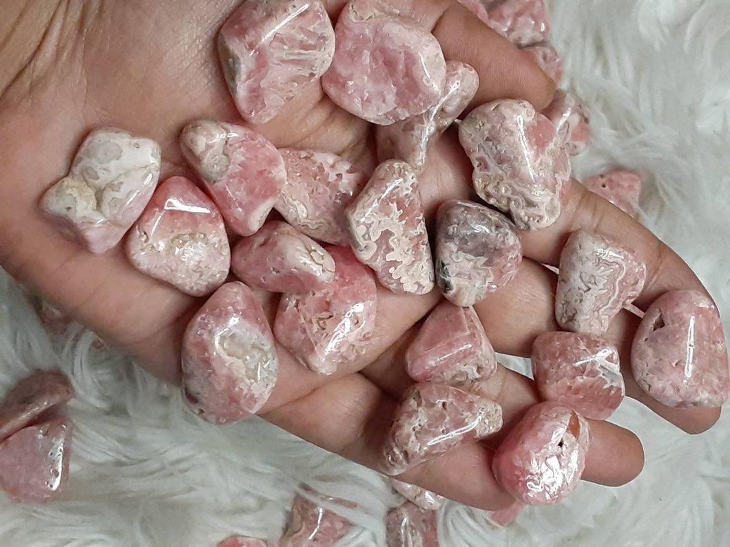 One AAA grade medium Rhodochrosite tumble