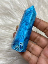 Blue Aura Agate With Druzies Points