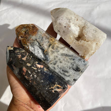 One Mosaic Quartz With Crazy Lace Point - New stone