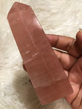 One Rose Calcite Tower 9