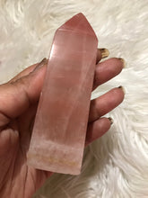 One Rose Calcite Tower 8