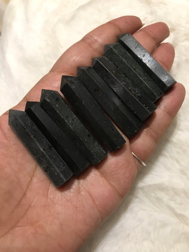 Black tourmaline points