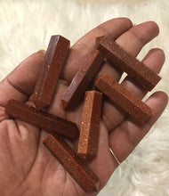 One Goldstone single Point around 2 inches