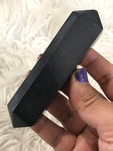 One large Black Onyx DT
