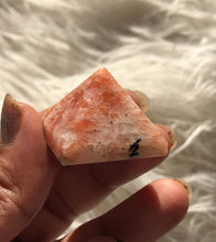 One (1) Sunstone Pyramid 30mm Side