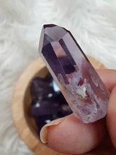 One Mini Bahia Gemmy Phantom Amethyst Elestial Point