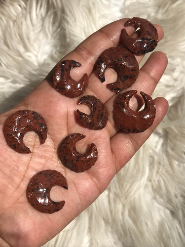 One Mahagony Obsidian Moon