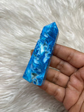 Blue Aura Agate With Druzies Points
