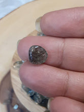 rutile quartz chips