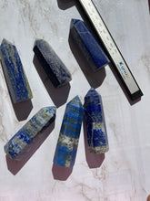 One Blue Lapis Lazuli Point