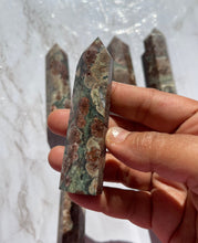 One Green Flower Agate Point