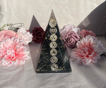 XL  Orgone Pyramid