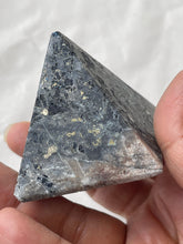 One covellite Pyramid 9