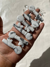 One White Howlite Key