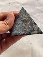One covellite Pyramid 11