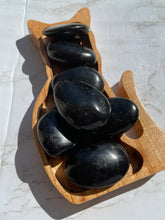 One Black tourmaline Palmstone